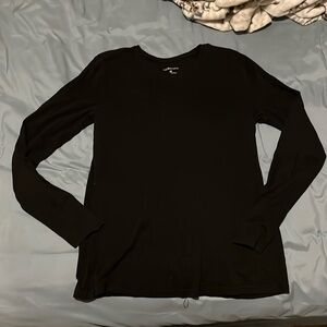 GH Bass Co black long sleeve xl